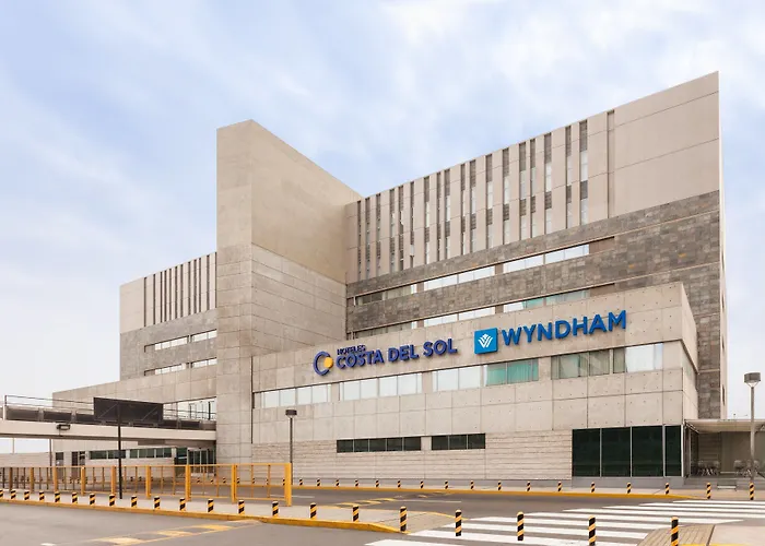 Luxury hotel only: Wyndham Costa Del Sol Lima Airport